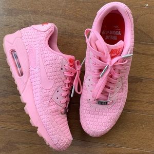Women’s Air Max 90 “Shanghai”